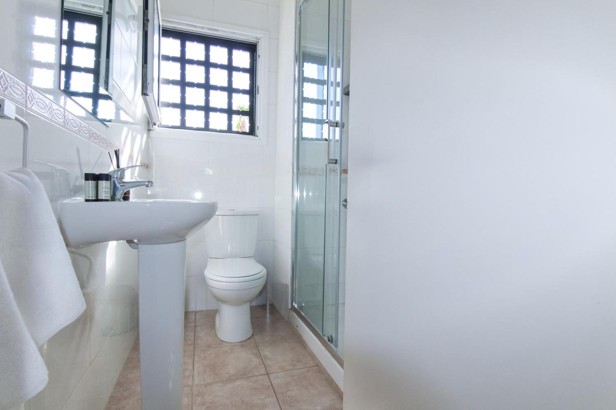 Phaedrus Living: Byzantium Modern City Flat Paphos Ngoại thất bức ảnh