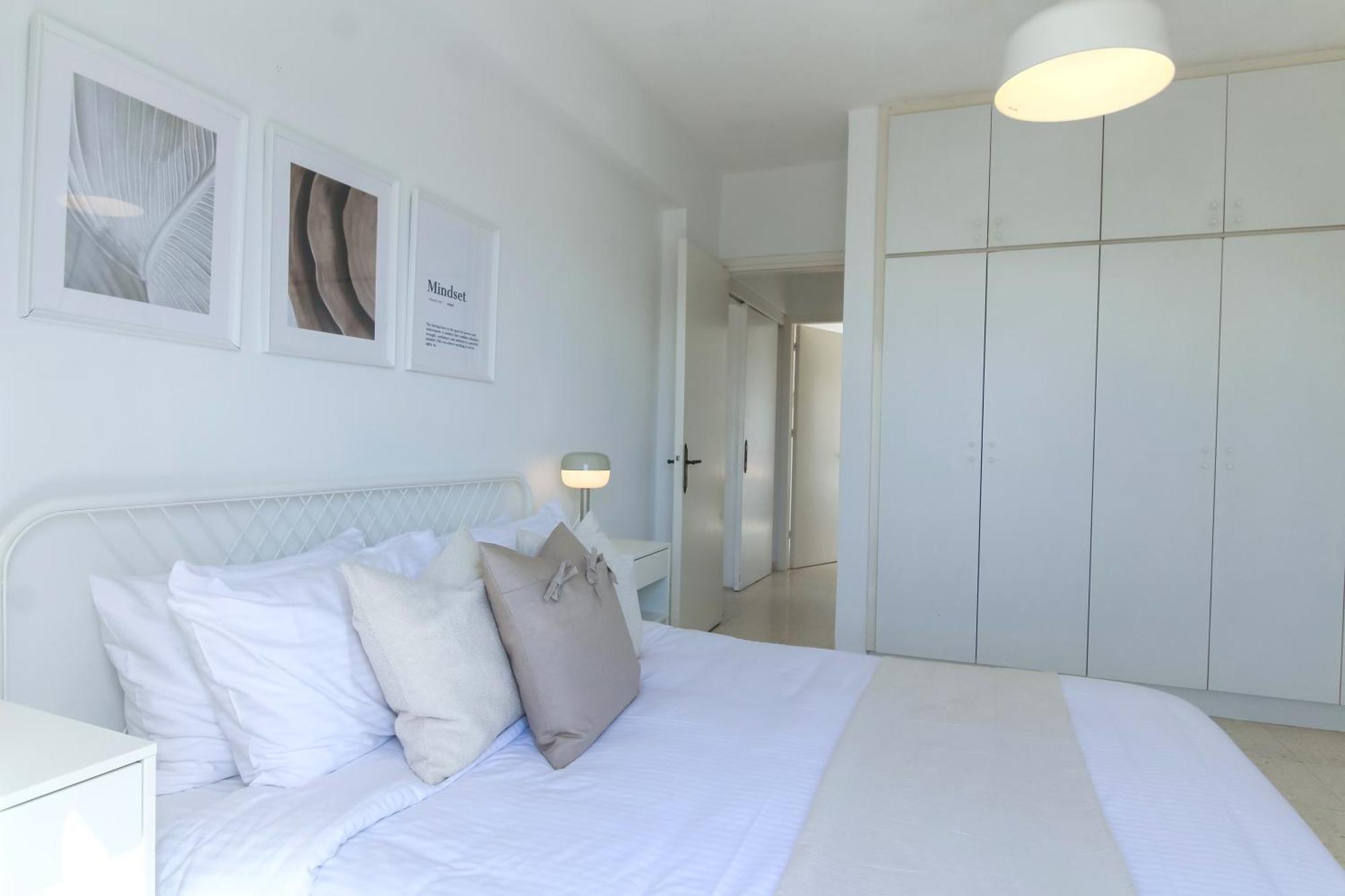 Phaedrus Living: Byzantium Modern City Flat Paphos Ngoại thất bức ảnh