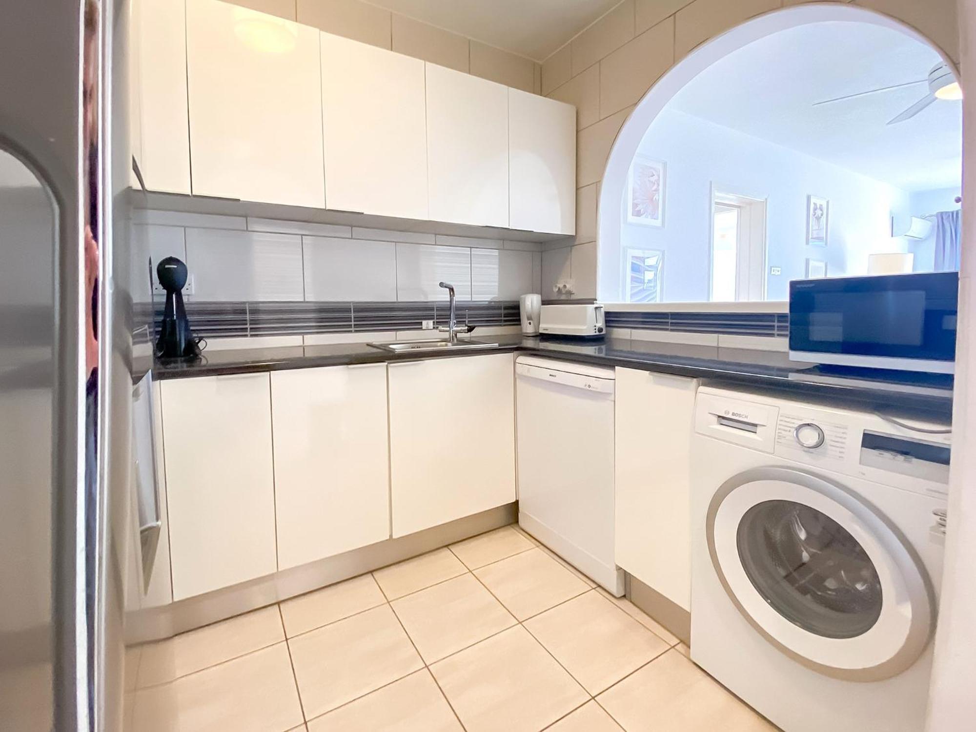 Phaedrus Living: Byzantium Modern City Flat Paphos Ngoại thất bức ảnh
