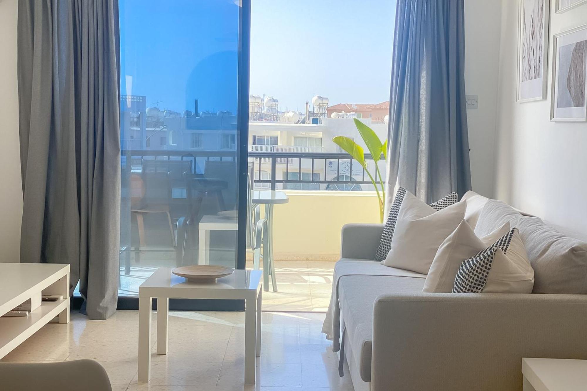 Phaedrus Living: Byzantium Modern City Flat Paphos Ngoại thất bức ảnh